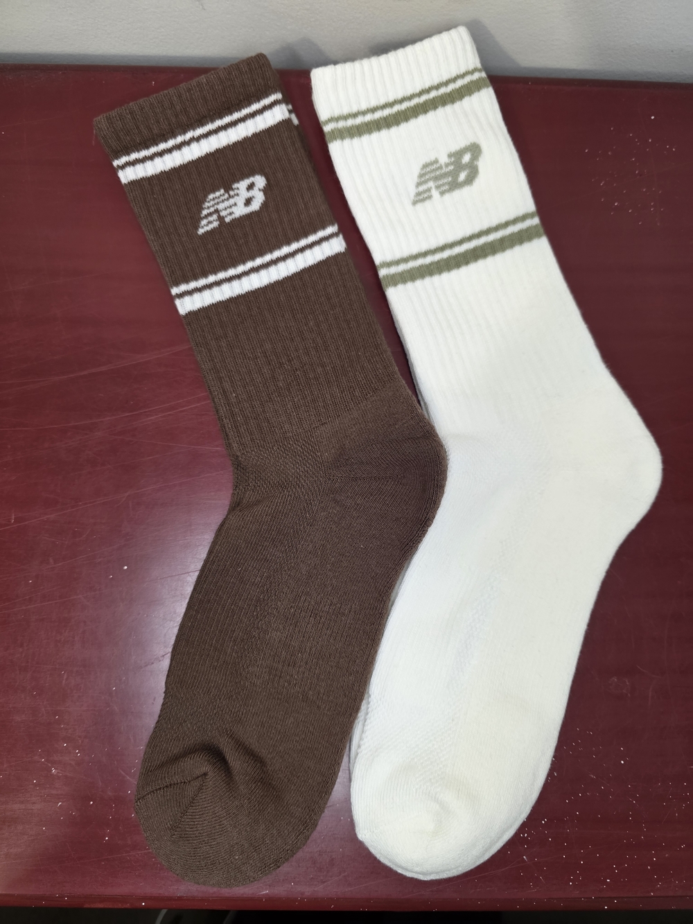 NWOT New Balance Crew Socks Brown & Cream Stripe Logo Athletic Casual